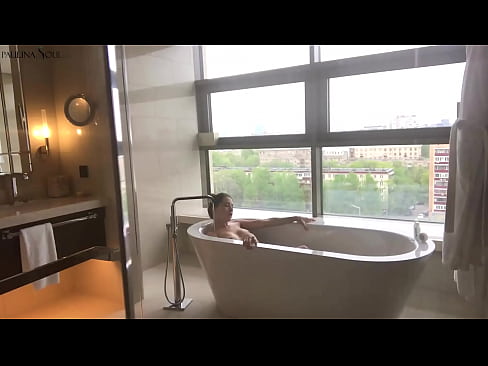 ❤️ Enorme babe die hartstochtelijk haar poesje aftrekt in de badkamer Beautiful porno at us nl.superpornpics.ru ❌❤